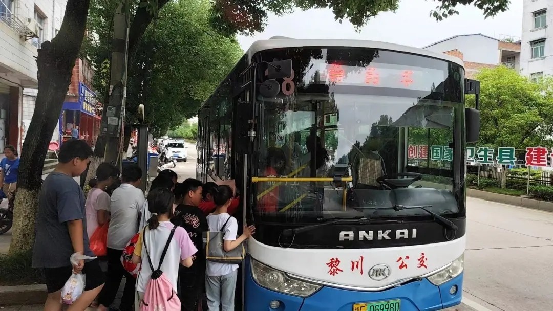 撫州長(zhǎng)運(yùn):黎川分公司汽車租賃服務(wù)項(xiàng)目業(yè)務(wù)新發(fā)展